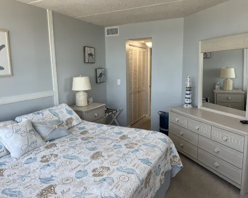 Oceanfront Getaway!! Relaxing Condo on the No-Drive Beach15% Discount Thru June Hotels in Ponce Inlet
