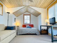 Comfortable, private studio three blocks to downtown - Apartments