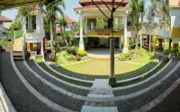 Hotel Azaya Bandungan - 2-Star