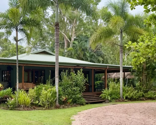 Paperbark Retreat Hotels in Cooktown