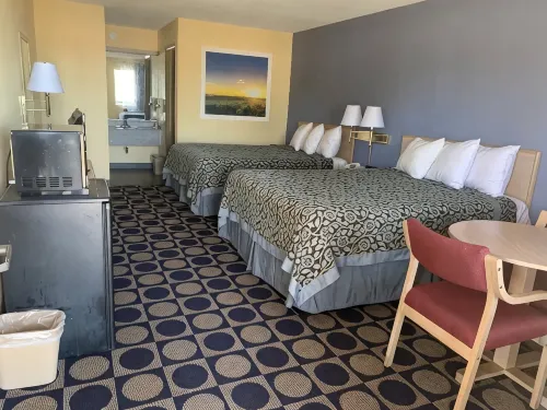 Days Inn by Wyndham Byron