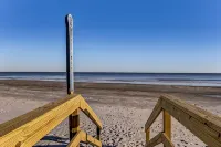 Charming Studio Apartment E - Steps to Beach & Dining - 4성급