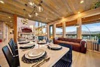 New Amazing! PrivatePickleball~HotTub~FirePit~IndoorPool~Theater-Game Rm-Sleep33 - 5 estrellas