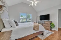 NEW! Spring Hill Private Cozy 3BR Home