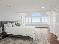 Cozy Ocean Front Retreat with Private Beach! - balcony