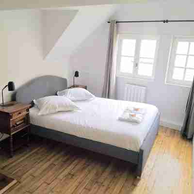 Superb apartment - heart of old town -  Cathedral view Rooms