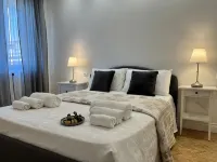 Dalia Apartment - Free Parking in the Historic Center of Alba - Langhe