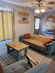 Charming 2-bedroom house in lovely Wall with WiFi & AC