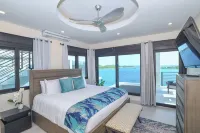 Luxury Villa in Cabrita Point- Sky View Villa with Pickleball & Basketball Court - 3-Star