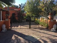 Downtown,Italian Villa For Two,Resort Style.5 minutes to Siesta-Lido.