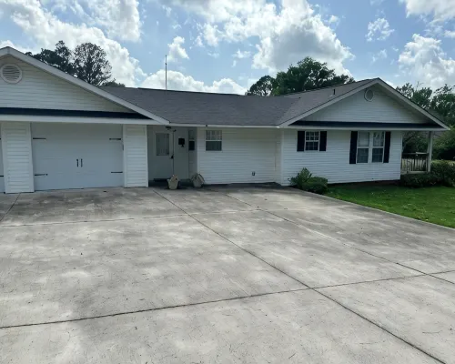 The Manor - Charming 3-bedroom house in lovely Oneonta with WiFi, AC Hotele w: Oneonta