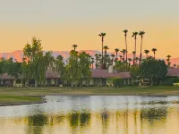 DESERT DREAM ON THE GREEN...GREAT SUNSET & LAKE VIEWS!! Monterey CC, Palm Desert - Jacuzzi