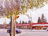 Cozy, Bright, Private Room Hotels in Coquitlam