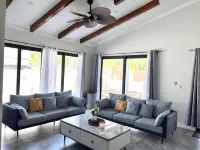 Tropical Garden Retreat in Valele, Ba - 2 Bedroom, 2 Bath Villa -  Ferienhäuser