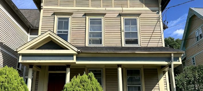 East Rock Gem: 5 min to Yale, King Bed, Fast WiFi & Parking Hotels in New Haven