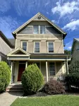 East Rock Gem: 5 min to Yale, King Bed, Fast WiFi & Parking - 3 stjerner