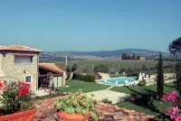 Agriturismo le Ginestre - Swimmingpools