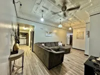 The Downtown Nook - 3つ星