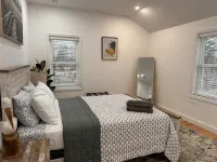 Luxury and Modern  Apt near Mall/ Hospital Hotels in Danvers