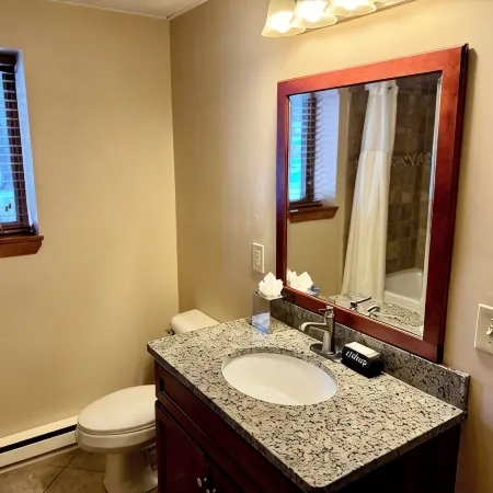 Attitash First Floor Studio Sleeps 4