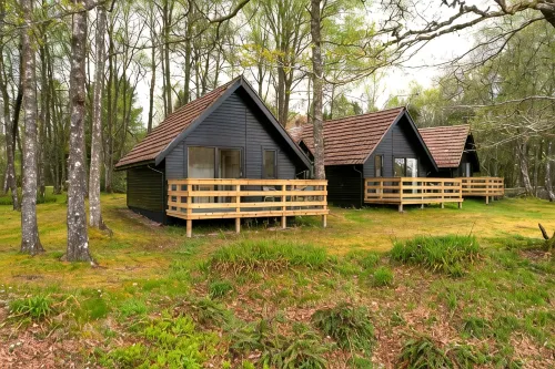 Burnbank Lodges - parking