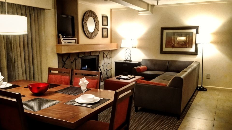 GetAways at the Lodge at Kingsbury Crossing
