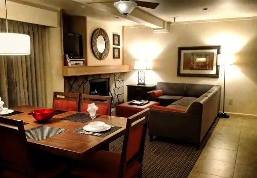 GetAways at the Lodge at Kingsbury Crossing - Apartments