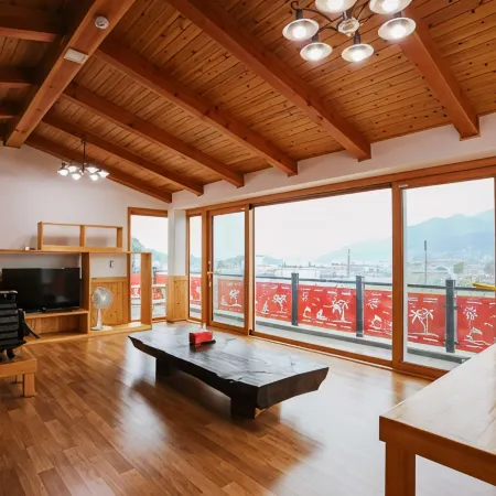 Namhae Yunseljung Pension