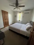 Cheerful 4 Bedroom home close to the waters edge. - 4-Star