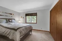 Lake Dubay - Private Beach, Pontoon, Ski, Granite Peak, Sentry World, EV Charger - Balkon