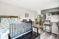 All Inn on Edisto - Cozy Studio Condo Close to Everything - 홈스테이