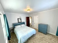 3BDRM Home in Historic Fort Peck, walk to Summer Theatre, Ft. Peck Hotel - Wifi