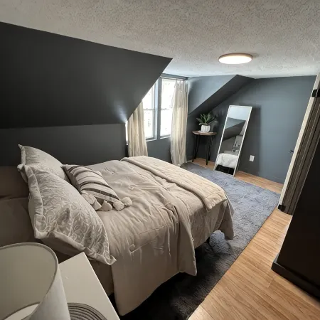 Small private home walking distance to Suny Potsdam/Clarkson!