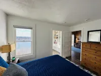 Cabin No. 5 @ The Old Swiss Village - Lake View! - Hytter