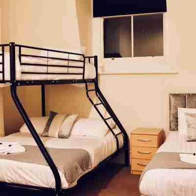 The New Alexandra Hotel Rooms