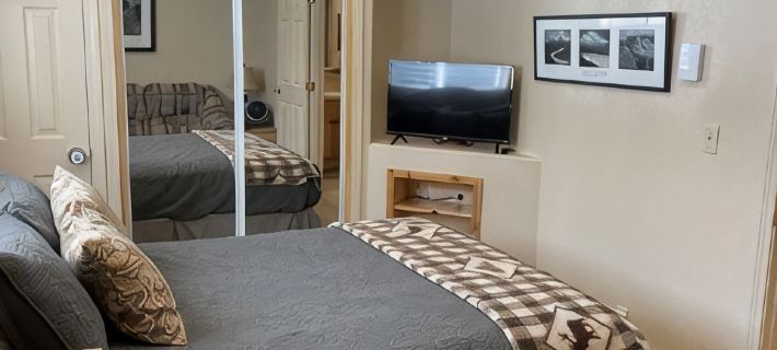 Ski in ski out cozy condo retreat! Hotels in Brian Head