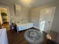 Downtown Cody!!! Bobbi's Bunkhouse on Alger - مطابخ