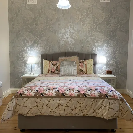 Florence Cottage, 10 minutes from Hunter Valley Vineyards. Family friendly.