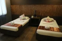 RB Bed and Breakfast - 2-Star