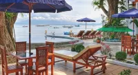 Angelyn's Dive Resort - 3-Star