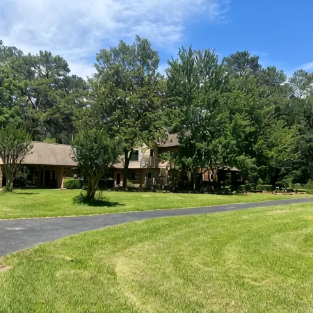 Gorgeous 5-bedroom country house in Cypress, Houston with Outdoor pool and SPA