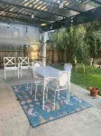 Historic Flat - 2 minutes from Cincinnati - balcony