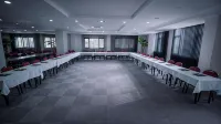 Marlen Hotel Denizli - parking