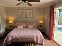 Poolside Bliss in Gulfport: Stylish 3Br Beachy Retreat Awaits - Private Pools