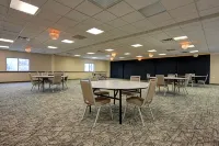 Country Inn & Suites by Radisson, Pierre, SD - Bữa sáng