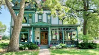 Unit 2 Historic Irvine Park House near West 7th Bars, Restaurants, Xcel, River - ห้องครัว