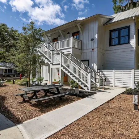 Old Town Bluffton 1 bedroom 1 bath apartment
