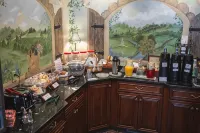 Hearthstone Inn & Suites - breakfast