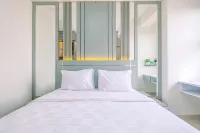 Simple and Cozy Living Studio Transpark Cibubur Apartment - 3-Star