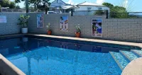 Murwillumbah Motor Inn - piscina